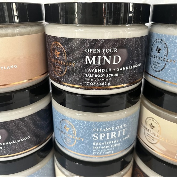 Bath & Body Works Aromatherapy Salt Body Scrub 17 oz With Vitamin E - Picture 3 of 9